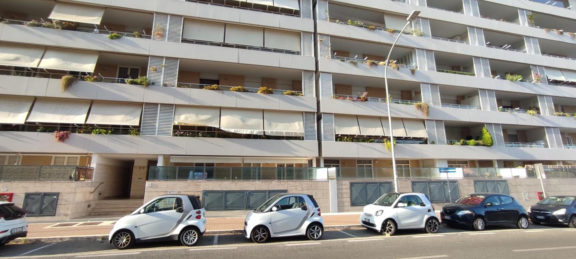 Appartamento Eur Laurentina Luminoso Fino A 5 Ospiti